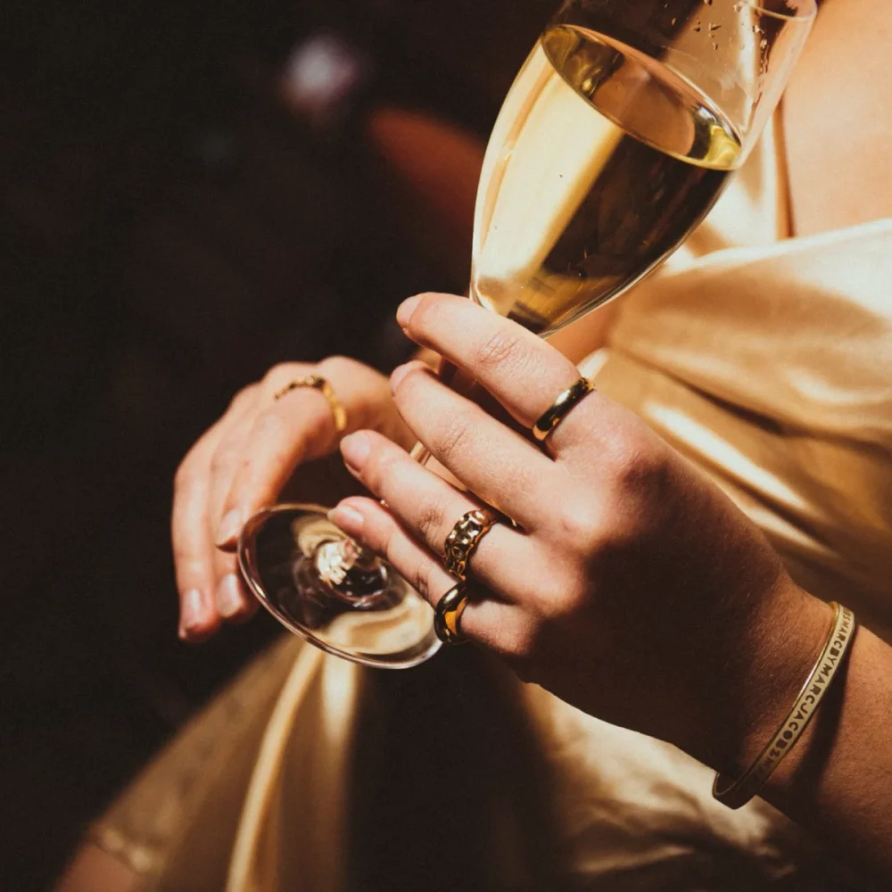 ät middag på festlig restaurang i uppsala